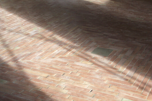 Renovation of a Lock Keeper's house / Atelier APA - Image 10 of 15