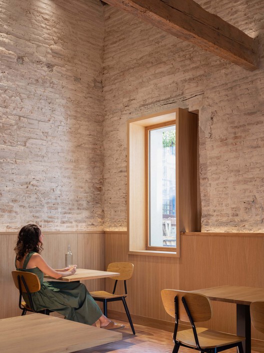 Renovation of a Lock Keeper's house / Atelier APA - Interior Photography, Wood, Brick, Chair