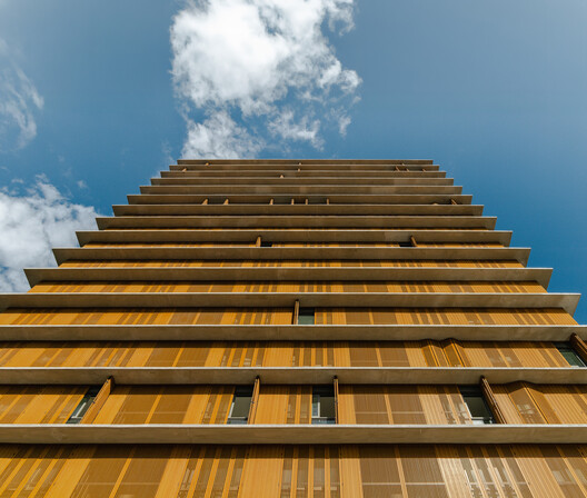 Tomaz Building / IDEIA1 Tomaz Building / IDEIA1 - Exterior Photography