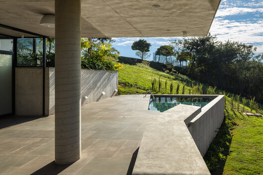 FPW House / Obra Arquitetos FPW House / Obra Arquitetos - Image 4 of 22
