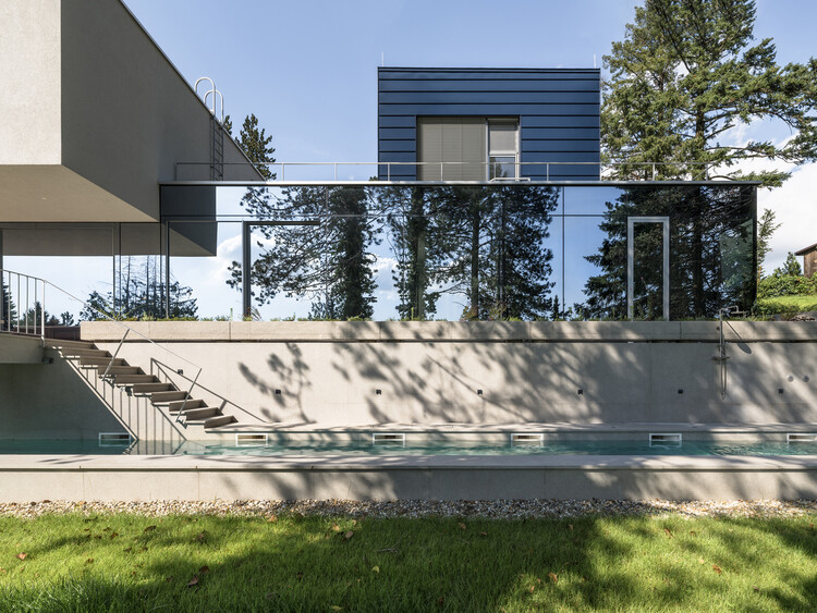 Curious House / FORVM - Houses