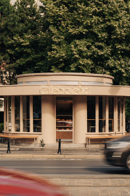 Chleboteka "Okrąglak" / CUDO Chleboteka "Okrąglak" / CUDO - Fotografia de Exterior