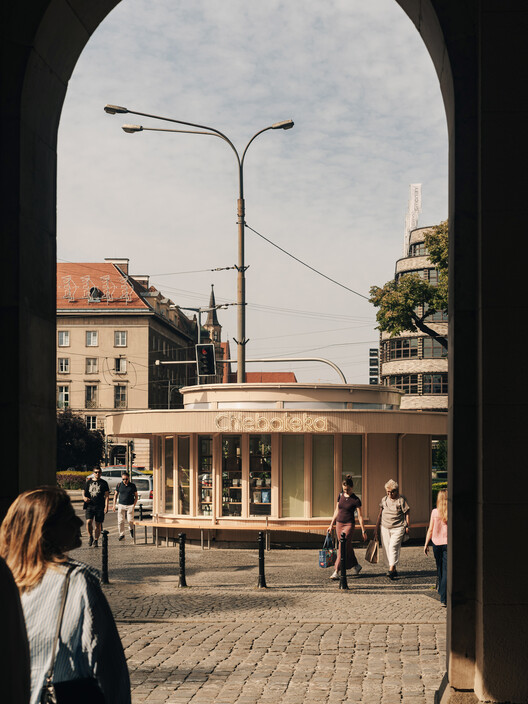 Chleboteka "Okrąglak" / CUDO Chleboteka "Okrąglak" / CUDO - Fotografia de Exterior