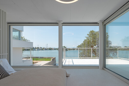 Cabins at the Tip, Sunny Lakes, Senec / ER Atelier Cabins at the Tip, Sunny Lakes, Senec / ER Atelier - Interior Photography, Glass