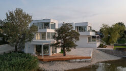 Cabins at the Tip, Sunny Lakes, Senec / ER Atelier