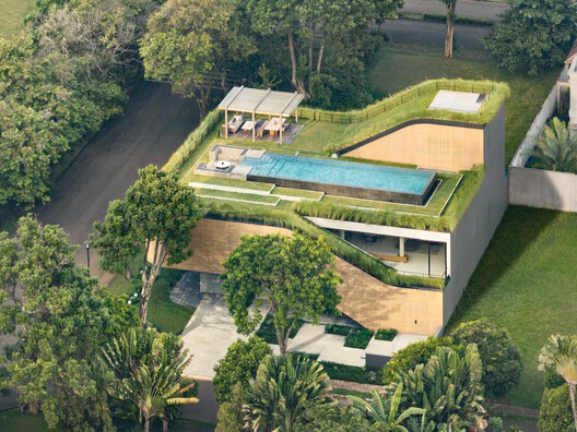 Split Mass Residence / K-Thengono Design Studio Split Mass Residence / K-Thengono Design Studio - Exterior Photography, Garden, Courtyard
