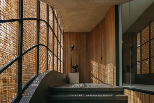 Split Mass Residence / K-Thengono Design Studio Split Mass Residence / K-Thengono Design Studio - Image 12 of 32