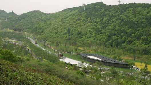 Floral Pavilion / genarchitects Floral Pavilion / genarchitects - Image 2 of 29