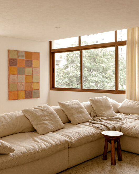 Sergipe Apartment / Terra Arquitetura Sergipe Apartment / Terra Arquitetura - Interior Photography, Living Room, Wood, Sofa