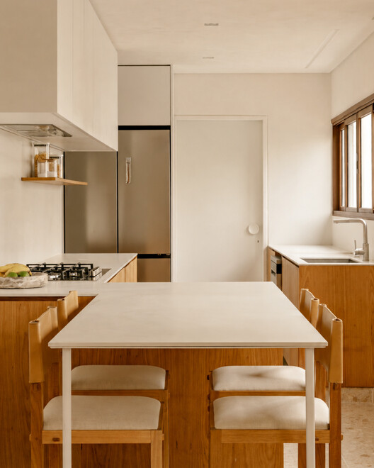 Sergipe Apartment / Terra Arquitetura Sergipe Apartment / Terra Arquitetura - Interior Photography, Kitchen, Wood, Countertop, Chair