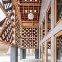 Grandvillard 农舍改造 / Bard Yersin Architectes - 室内图, 适应性利用, 梁