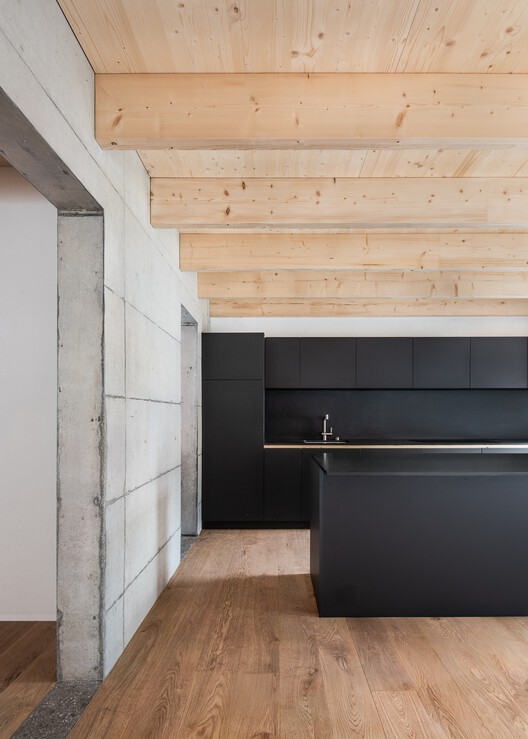 Transformation of a farmhouse in Grandvillard / Bard Yersin Architectes Transformation of a farmhouse in Grandvillard / Bard Yersin Architectes - Image 13 of 21