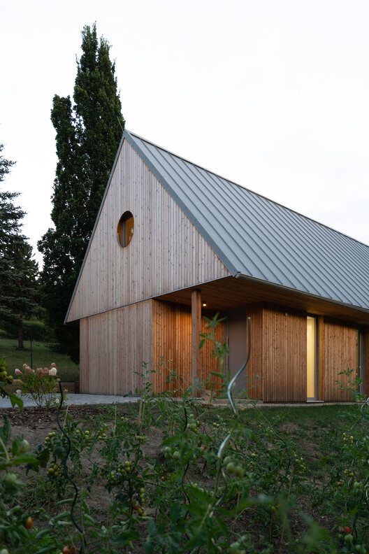 House among the trees / Studio COSMO House among the trees / Studio COSMO - Exterior Photography