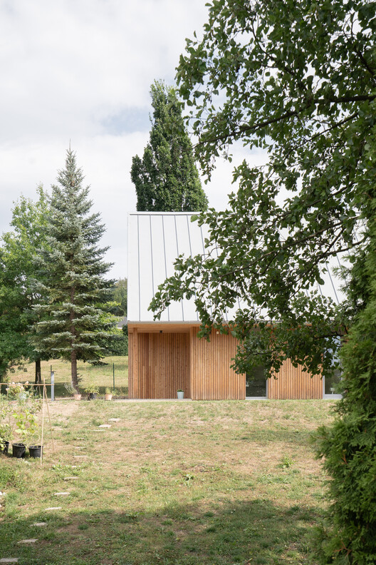 House among the trees / Studio COSMO House among the trees / Studio COSMO - Image 9 of 35