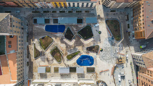 Plaza Salamero: Infrastructure, Landscape, and City / Hector Fernández Elorza - Interior Photography