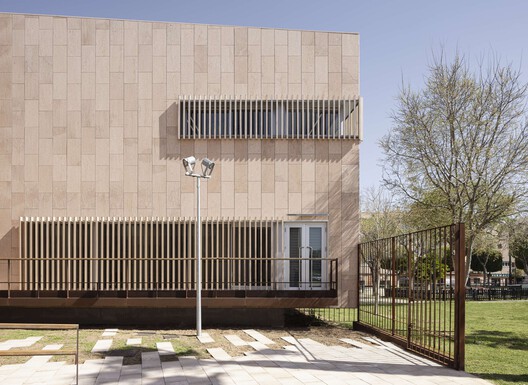 "Camposoto" Health Center / Estudio Suárez Corchete "Camposoto" Health Center / Estudio Suárez Corchete - Exterior Photography