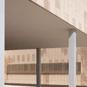 "Camposoto" Health Center / Estudio Suárez Corchete -  Healthcare Center