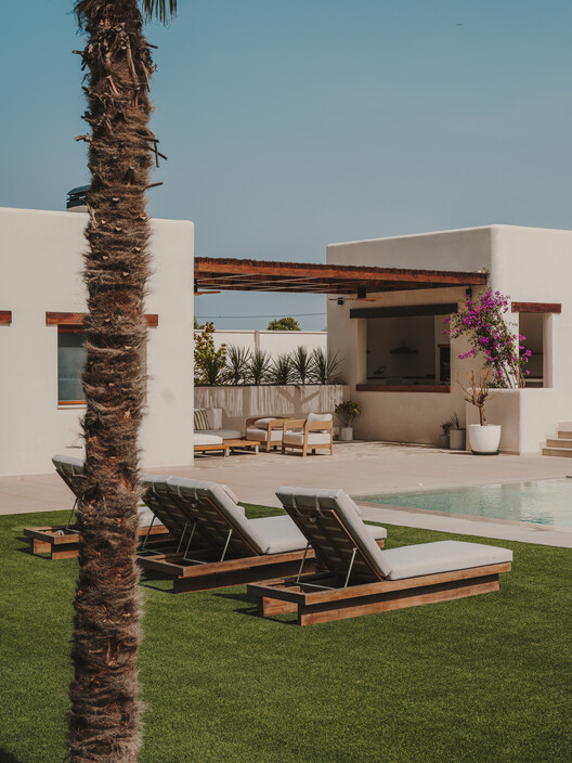 Ibiza House / Studio Metamorphosis Ibiza House / Studio Metamorphosis - Exterior Photography, Garden, Chair, Patio
