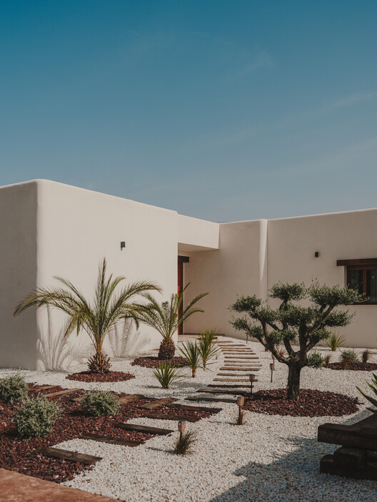 Ibiza House / Studio Metamorphosis Ibiza House / Studio Metamorphosis - Exterior Photography, Garden