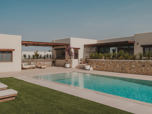 Ibiza House / Studio Metamorphosis Ibiza House / Studio Metamorphosis - Exterior Photography, Garden, Courtyard