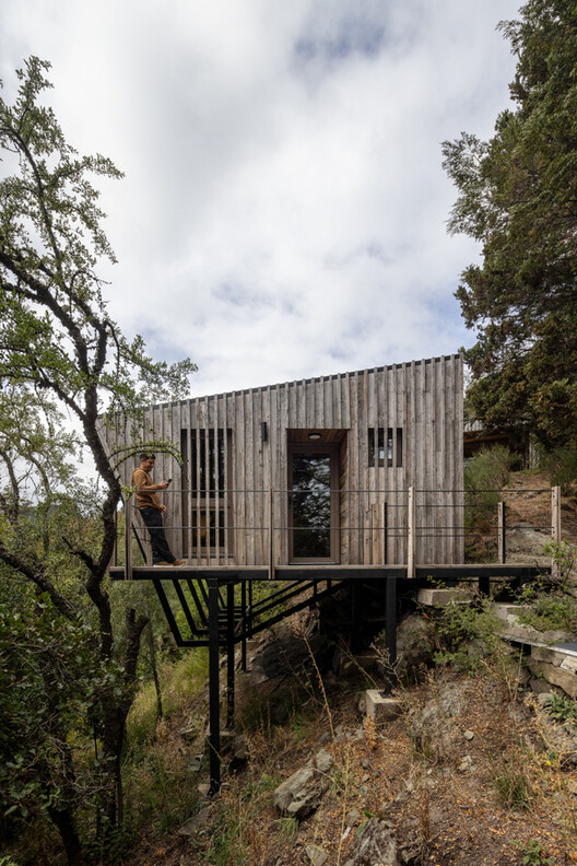 El Trebol House / Engelman Estudio - Exterior Photography, Wood, Stairs