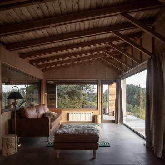 El Trebol House / Engelman Estudio - Interior Photography, Wood, Beam, Chair