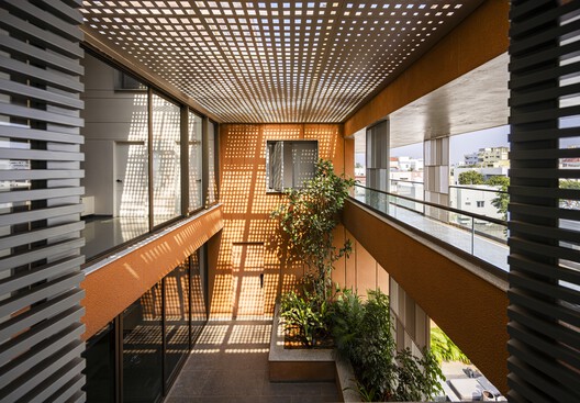 T(errakota) House / Spacefiction Studio T(errakota) House / Spacefiction Studio - Interior Photography, Kitchen, Balcony