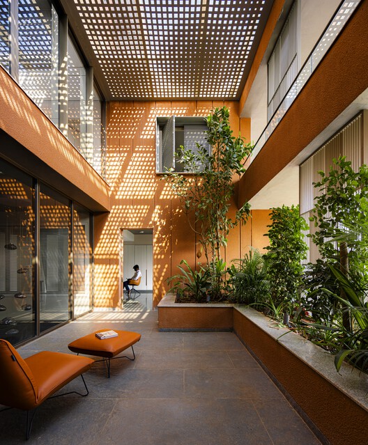 T(errakota) House / Spacefiction Studio T(errakota) House / Spacefiction Studio - Interior Photography, Balcony, Courtyard