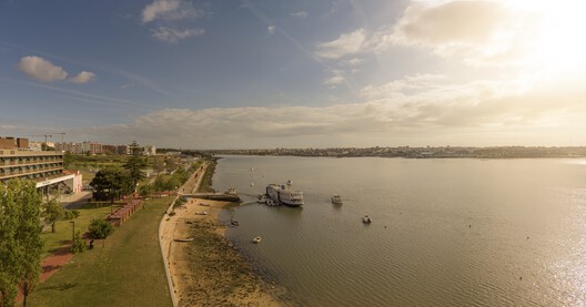 Upon Harbor / tip architects Upon Harbor / tip architects - Fotografía exterior, Borde costero, Costa