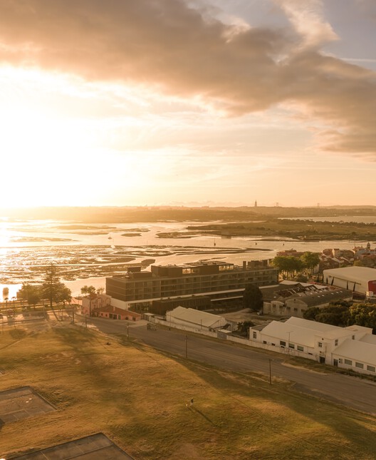 Upon Harbor / tip architects
