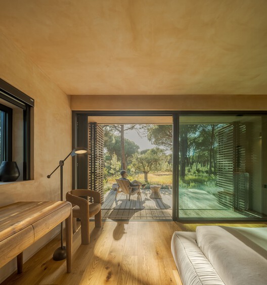 Casa Muda L13 / Pereira Miguel Arquitectos Casa Muda L13 / Pereira Miguel Arquitectos - Interior Photography, Wood, Chair