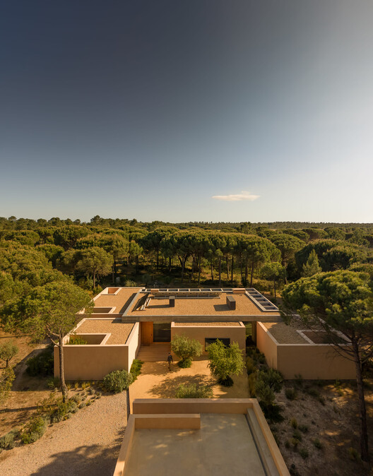 Casa Muda L13 / Pereira Miguel Arquitectos Casa Muda L13 / Pereira Miguel Arquitectos - Image 9 of 31