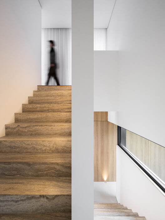 Bom Retiro House / Michel Macedo Arquitetos Bom Retiro House / Michel Macedo Arquitetos - Interior Photography, Stairs, Wood, Handrail