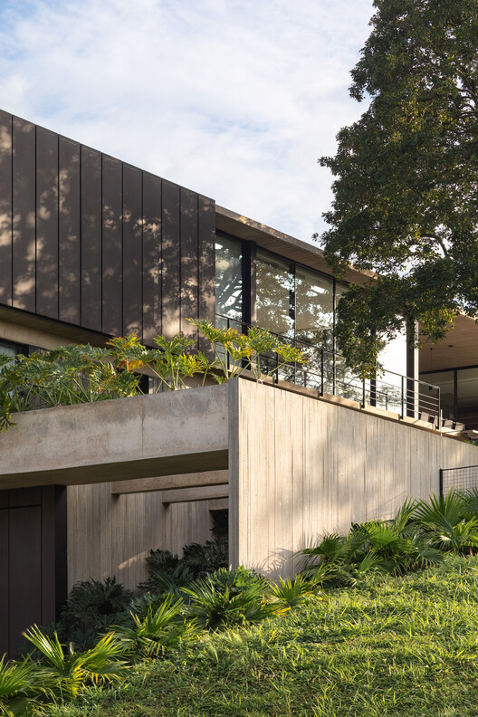 Casa Galería / Sommet - Image 2 of 40