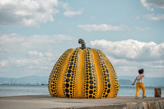 Yayoi Kusama, Artist of Dots, Repetition and Infinity, Dies at 97 Yayoi Kusama, Artist of Dots, Repetition and Infinity, Dies at 97 - Image 2 of 6