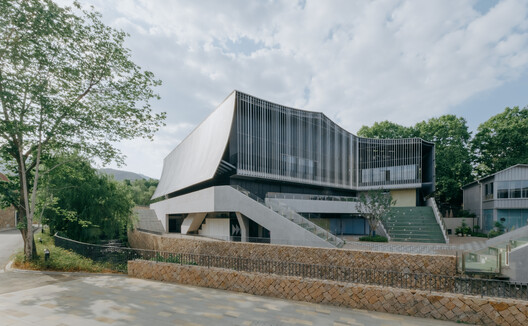 Moganshan Liaoyuan Theater / INCLS (One Design) Moganshan Liaoyuan Theater / INCLS (One Design) - Exterior Photography