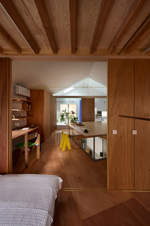 Casa en Shichiku Casa en Shichiku - Fotografía interior, Madera, Sillas