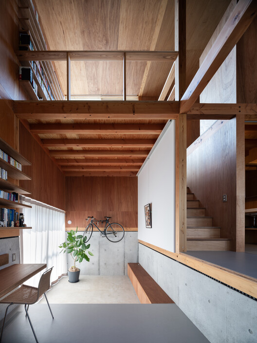 House in Hino / Shigeo Takizawa Architects House in Hino / Shigeo Takizawa Architects - Interior Photography, Wood