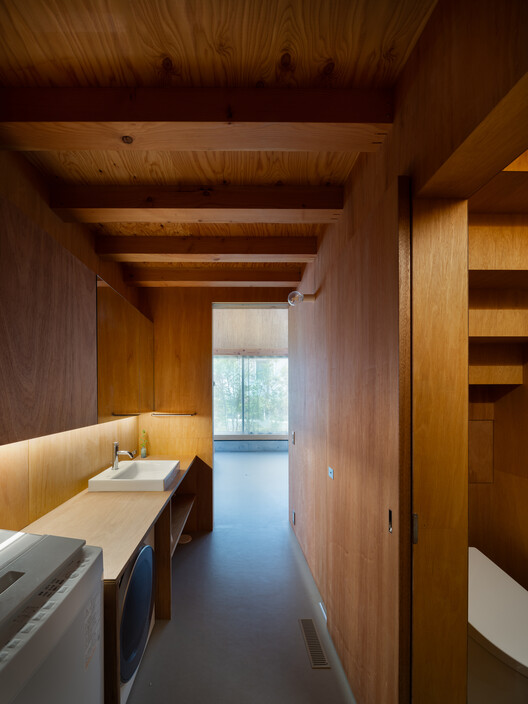 House in Hino / Shigeo Takizawa Architects House in Hino / Shigeo Takizawa Architects - Interior Photography, Wood