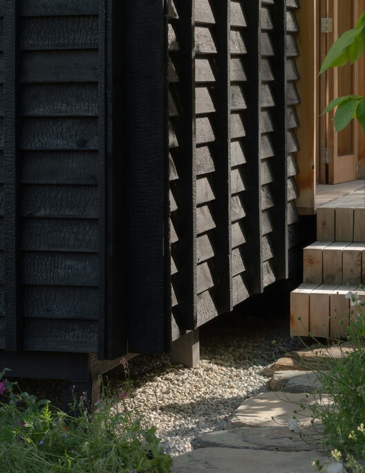 The Yakisugi Cabin / Alki Architecture + Design Studio - Exterior Photography, Wood