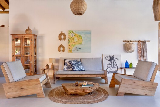 Scarlet House / Frederico Zanelato | Arquitetos - Interior Photography, Living Room, Wood, Chair