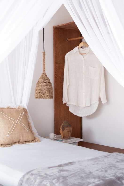 Scarlet House / Frederico Zanelato | Arquitetos - Interior Photography, Closet, Bedroom, Bed