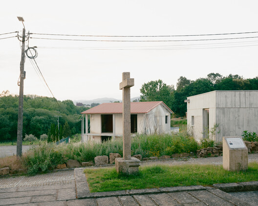 Souvinha House / Parto - Exterior Photography, Concrete