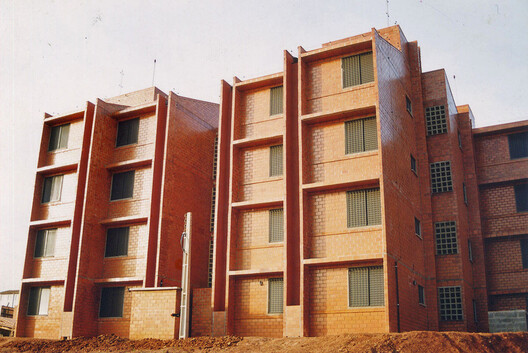 Building as Political Practice: USINA and the Legacy of Collective Construction in Brazil - Image 6 of 23