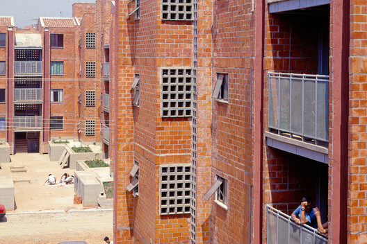 Building as Political Practice: USINA and the Legacy of Collective Construction in Brazil - Image 10 of 23