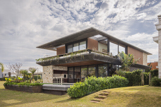Ocean House / Biazus Arquitetura Ocean House / Biazus Arquitetura - Exterior Photography, Garden, Balcony