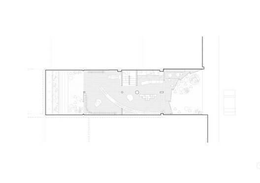 Store With A Gap / Studio Cadena Store With A Gap / Studio Cadena - Image 22 of 26
