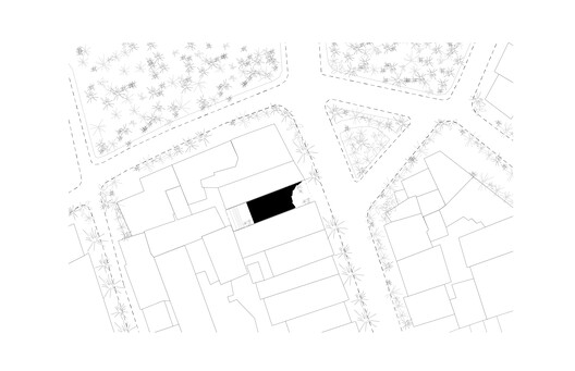 Store With A Gap / Studio Cadena Store With A Gap / Studio Cadena - Image 20 of 26