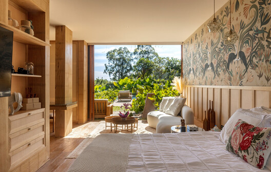 Vista House / Studio Gontijo Arquitetura Vista House / Studio Gontijo Arquitetura - Interior Photography, Wood, Bedroom, Bed, Lighting
