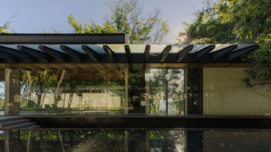 Adentro House / TETRO Arquitetura Adentro House / TETRO Arquitetura - Exterior Photography, Wood